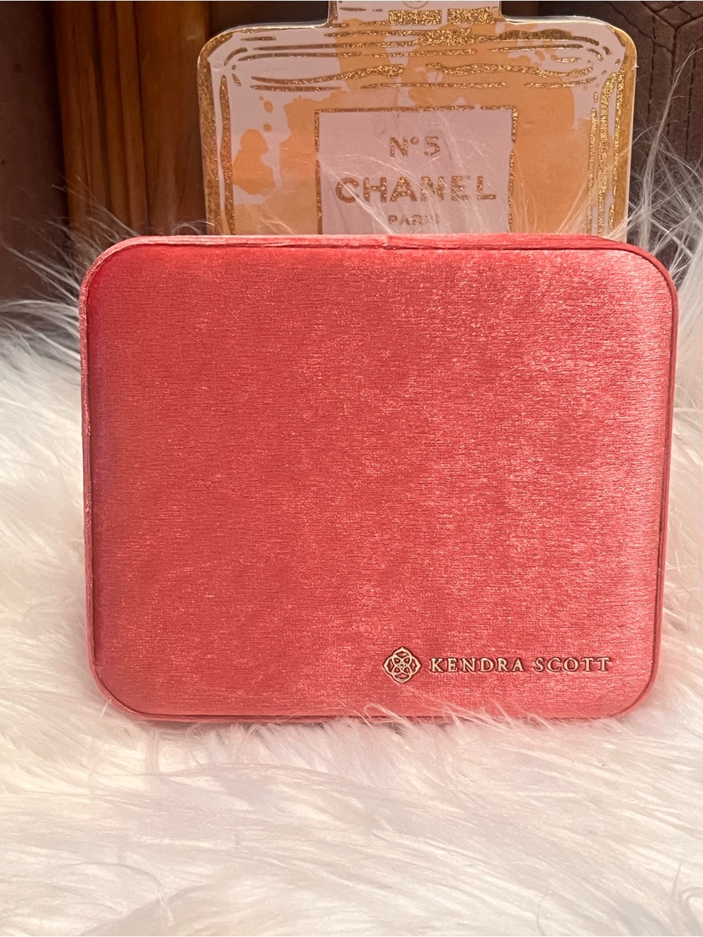 Kendra Scott Coral Pink Velvet Jewelry Case